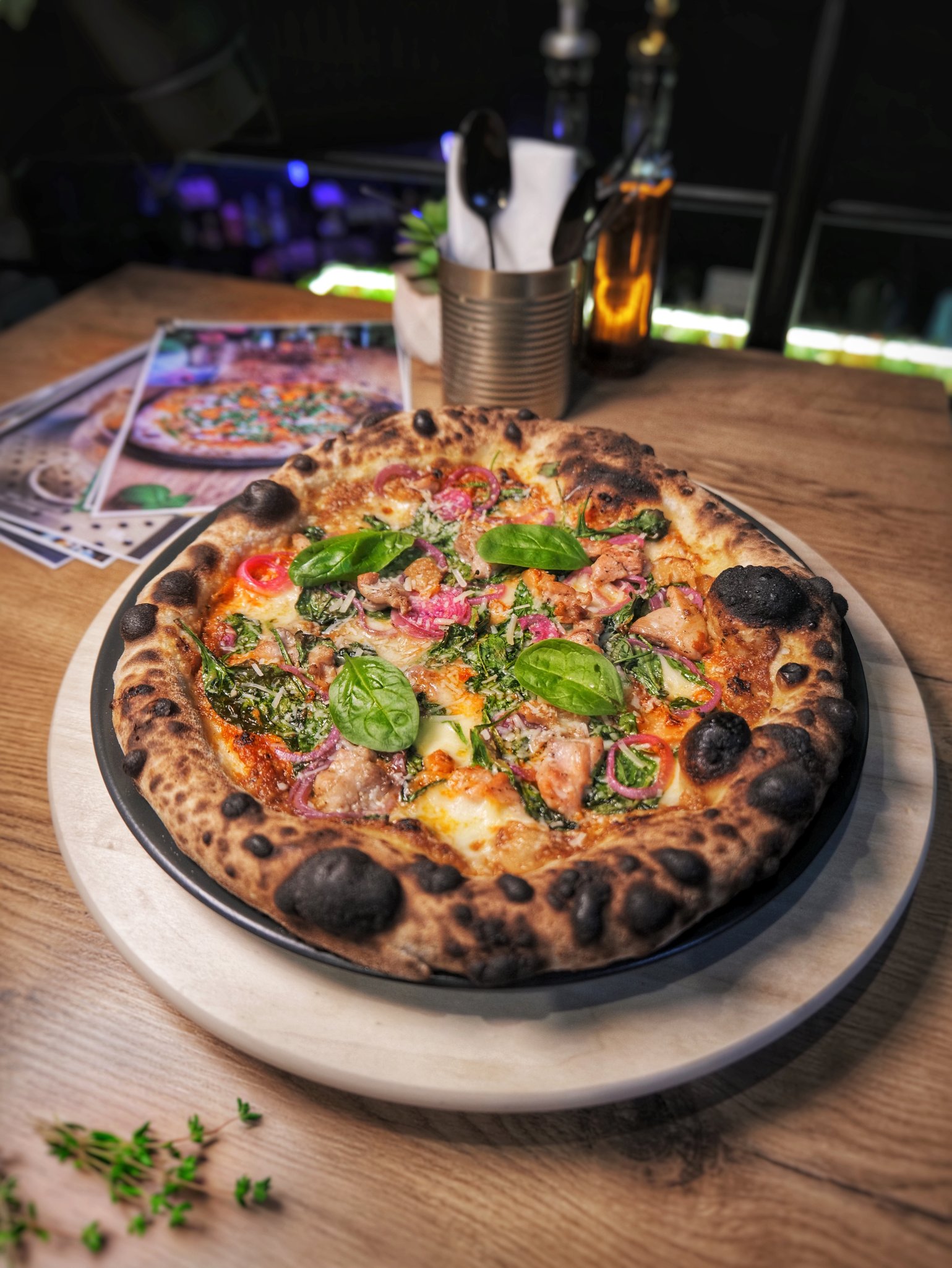 Pizza Pesto Rosso Spinaci